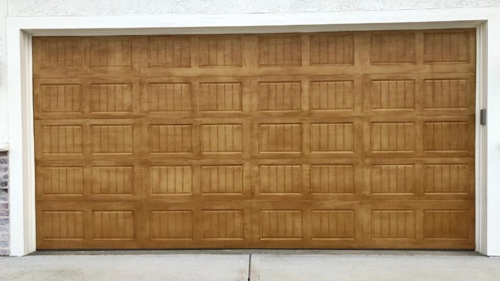 Reasons to Choose a Wood Composite Garage Door for Your Home