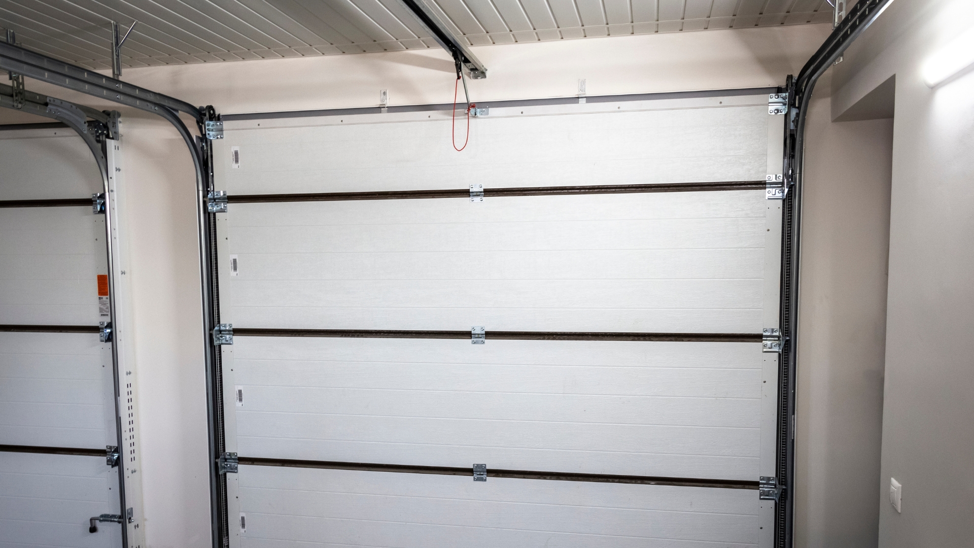 A high-lift garage door