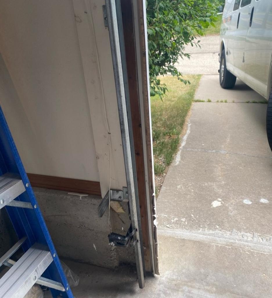 Garage Door Opener Repair Omaha