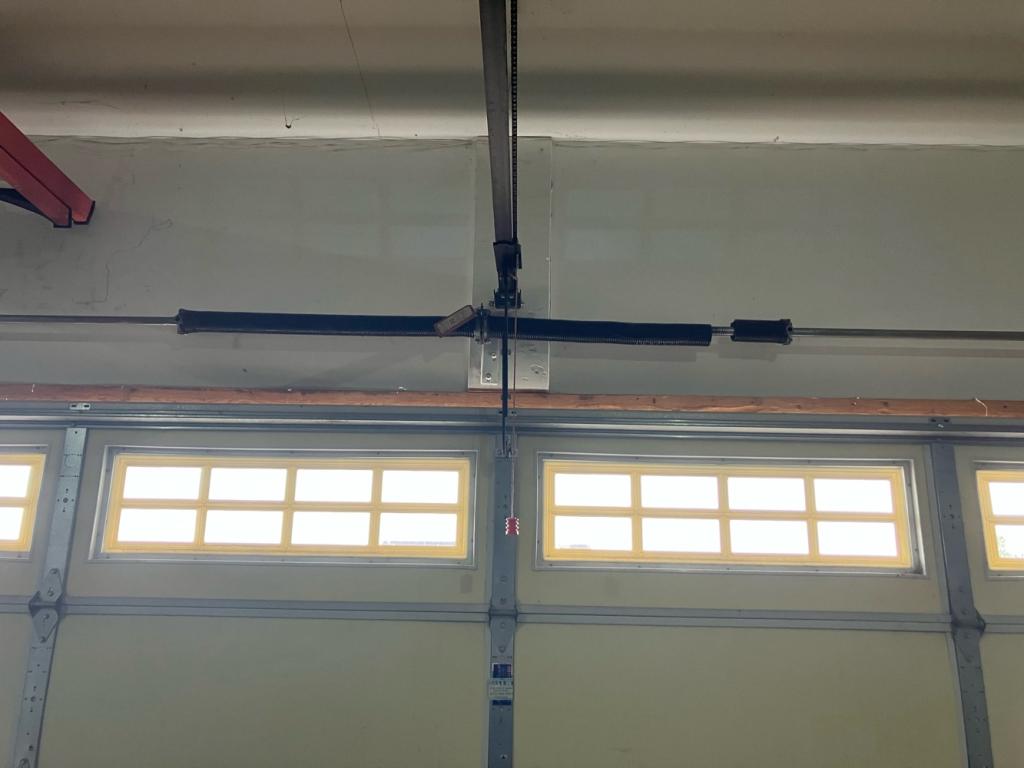 garage-door-spring-replacement