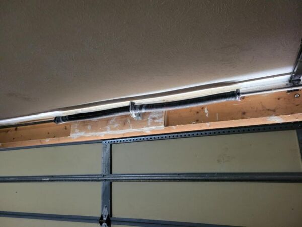 garage-door-spring-replacement
