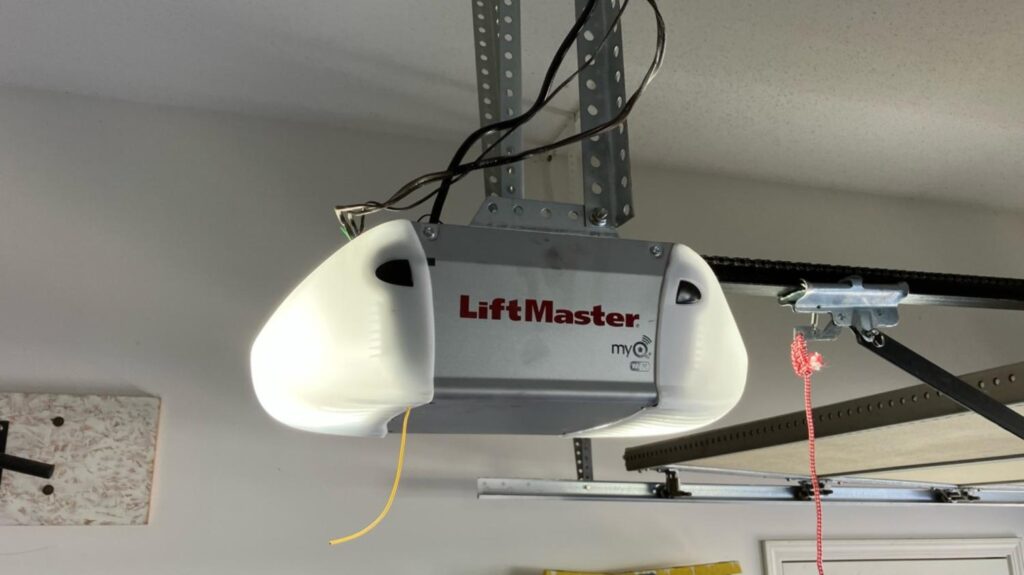 Garage Door Opener Repair 9th St, Fremont, NE
