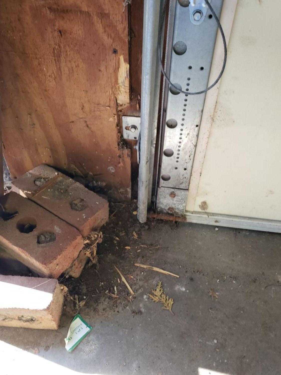 Residential Garage Door Repair Main St, Ralston, NE