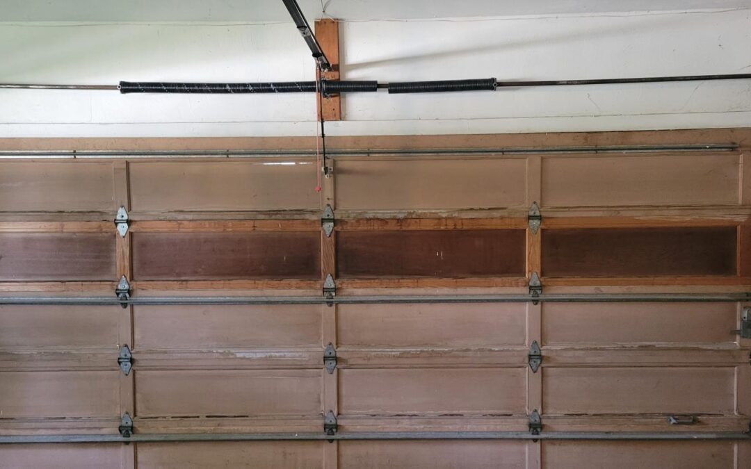 New Garage Door Spring N 21st St, Council Bluffs, IA