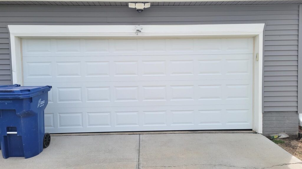 Overhead Garage Door Installation Oke St, Papillion, NE