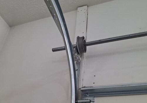 Garage Door Repair Service 5th Ave, Council Bluffs, IA