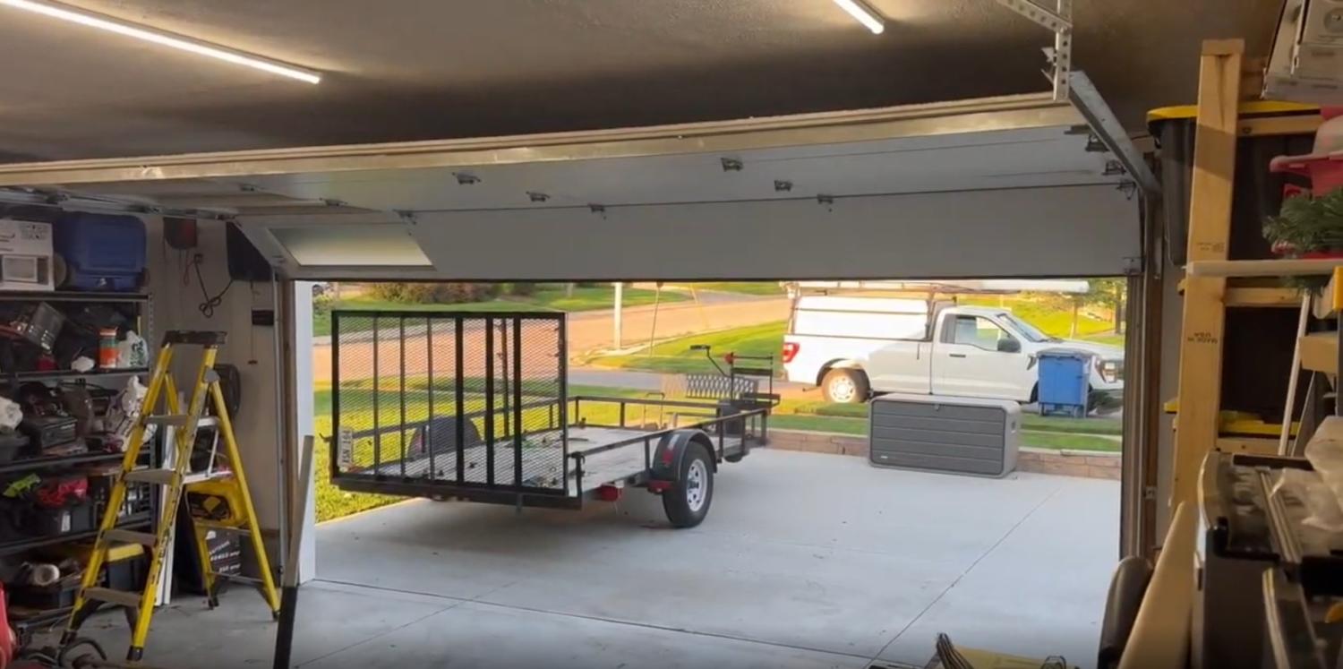 Professional Garage Door Services 9th St, Council Bluffs, IA