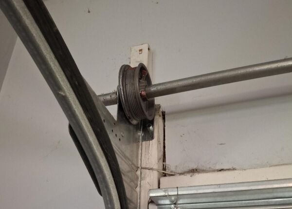 Garage Door Repair 17th Ave, Council Bluffs, IA