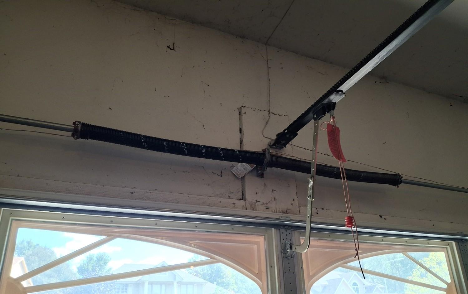 Residential Garage Door Repair Meredith Ave, Omaha, NE