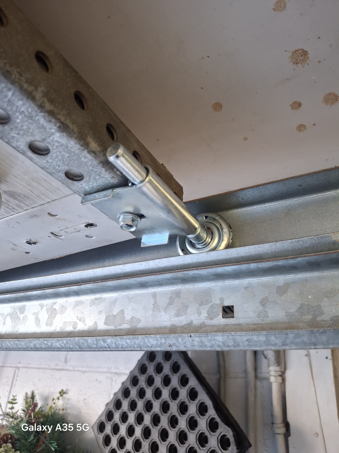 Garage cable repair