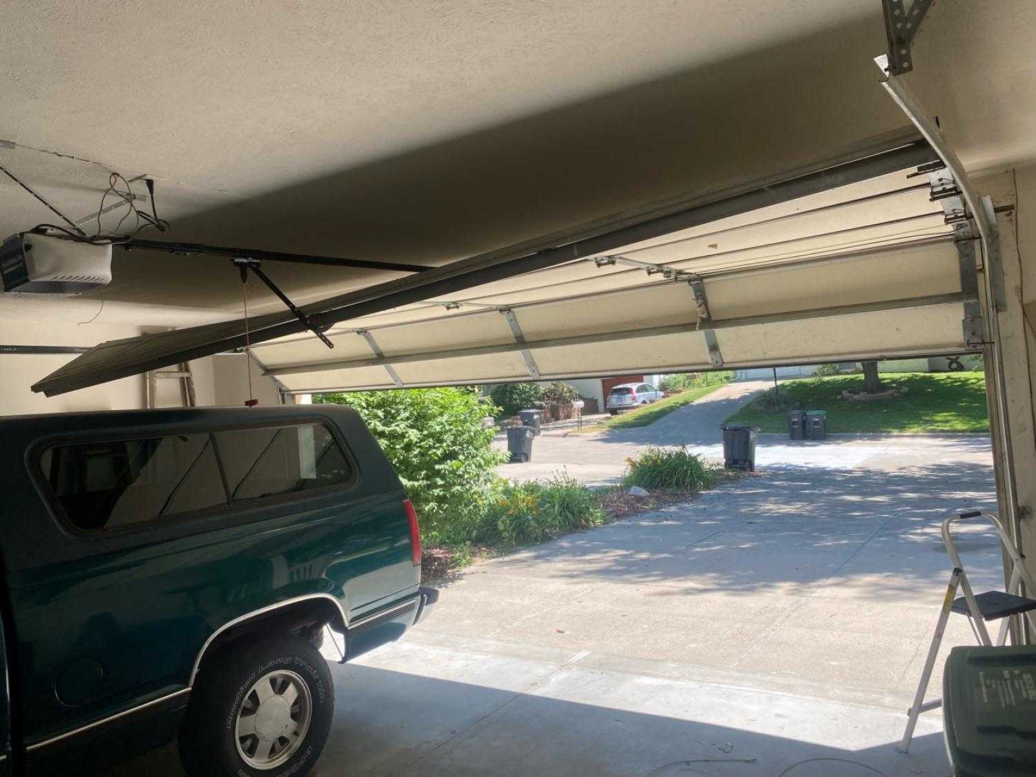 Garage  repair