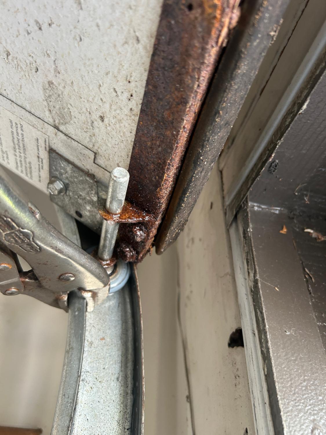 Residential Garage Door Repair Prescott Ave, Lincoln, NE